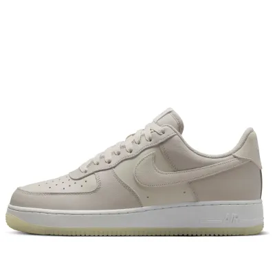 Nike Air Force 1 ’07 LV8 ‘Light Bone’