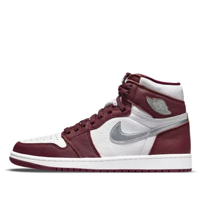 Air Jordan 1 Retro High OG ‘Bordeaux’