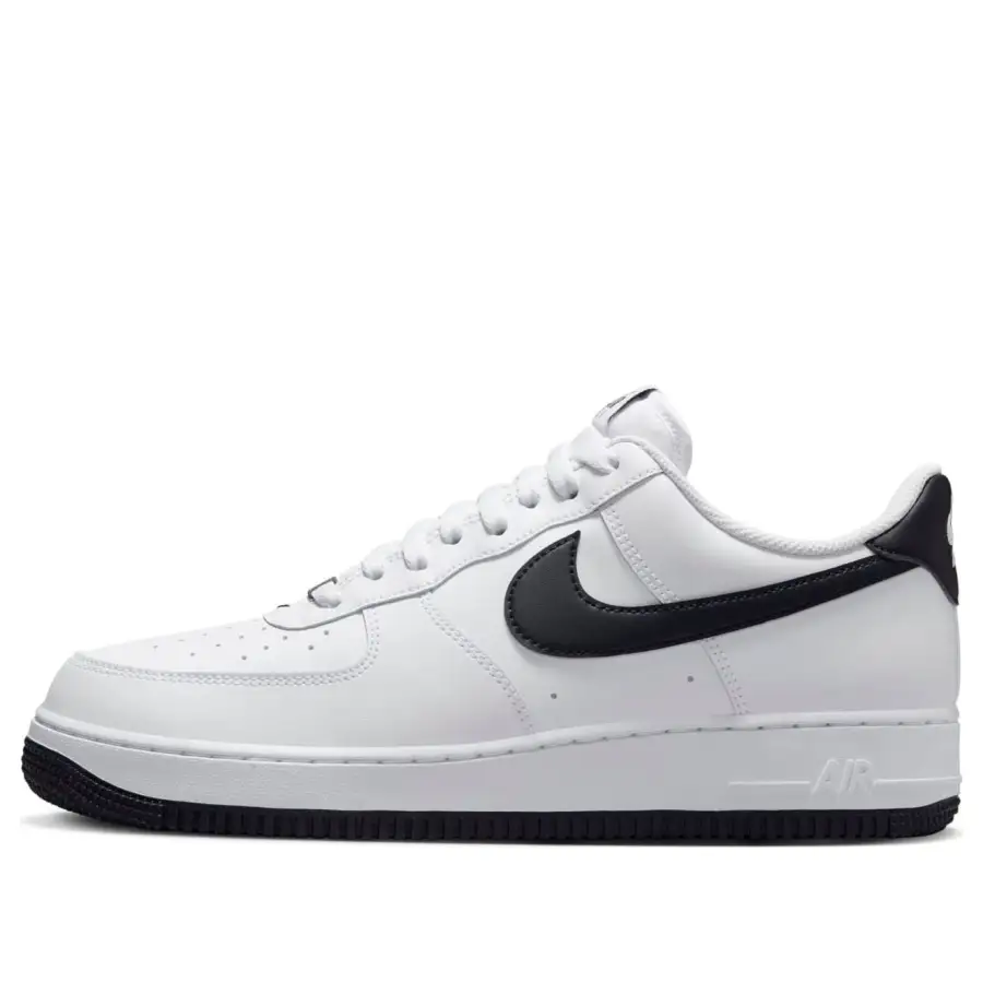 Nike Air Force 1 Low ’07 ‘White Black’