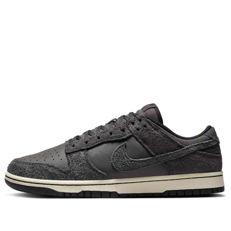 Nike Dunk Low Premium ‘Black Off Noir’