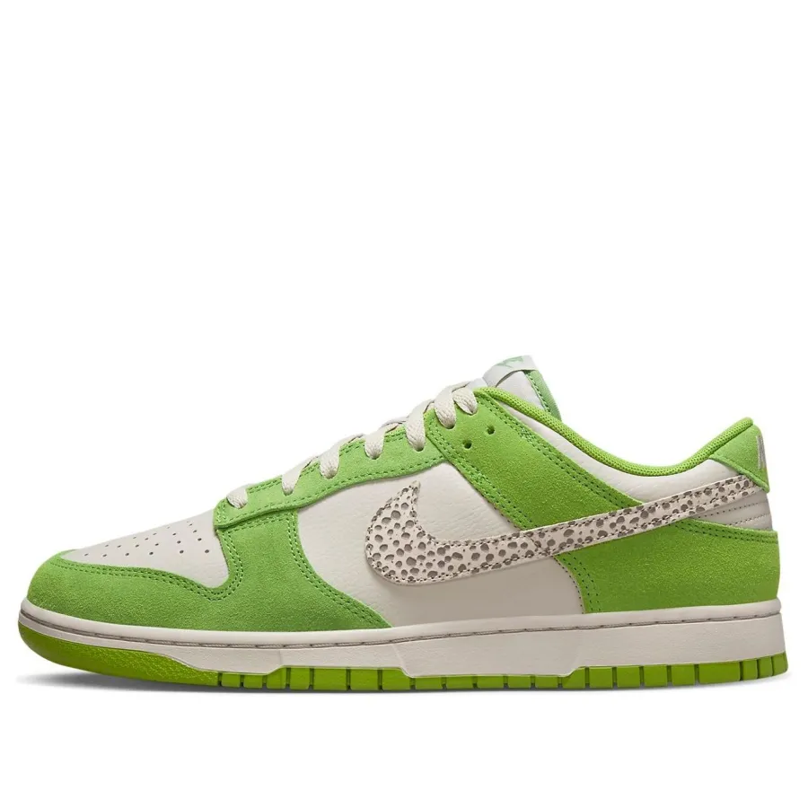Nike Dunk Low ‘Safari Swoosh – Chlorophyll’