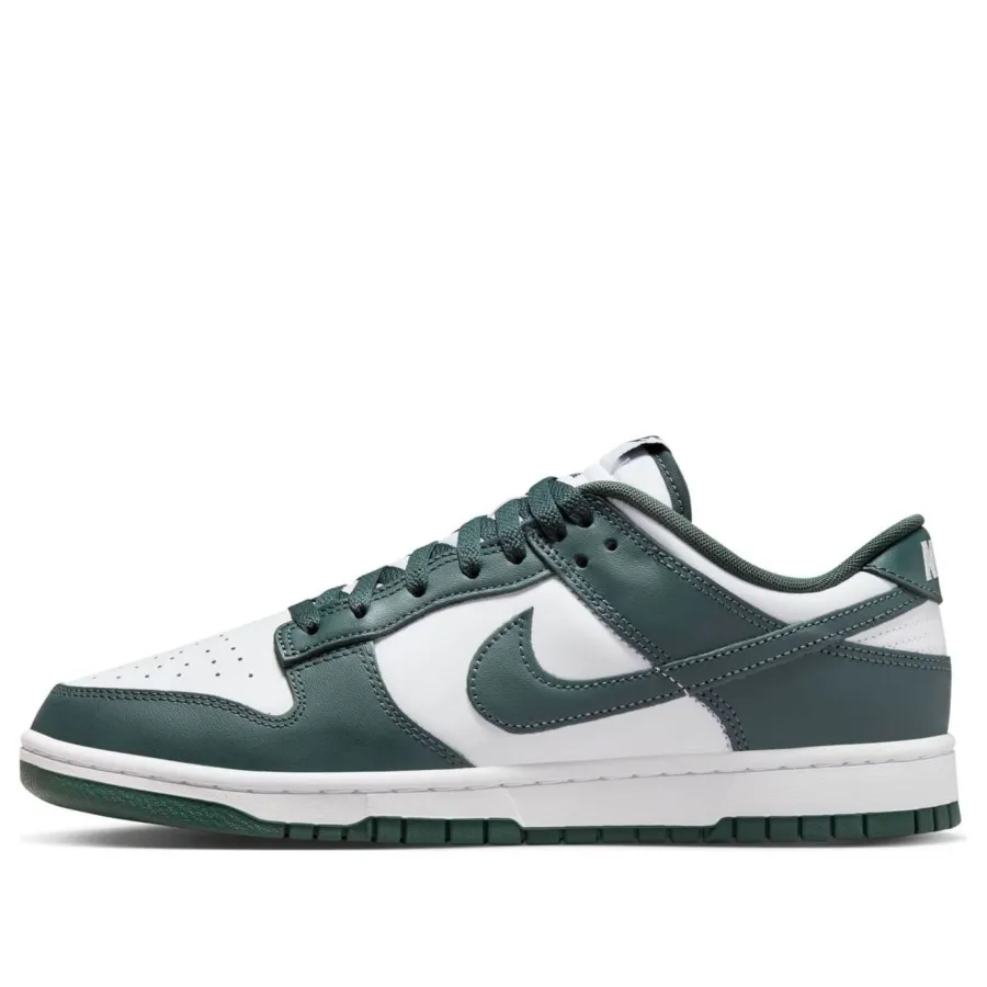 Nike Dunk Low ‘Vintage Green’