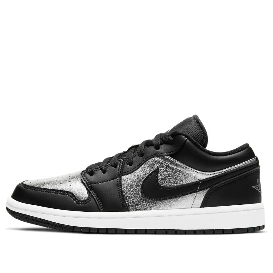 Air Jordan 1 Low SE ‘Silver Toe’