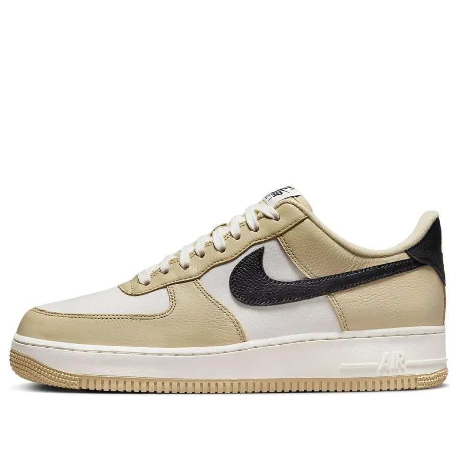 Nike Air Force 1 Low 07 ‘Team Gold Black’