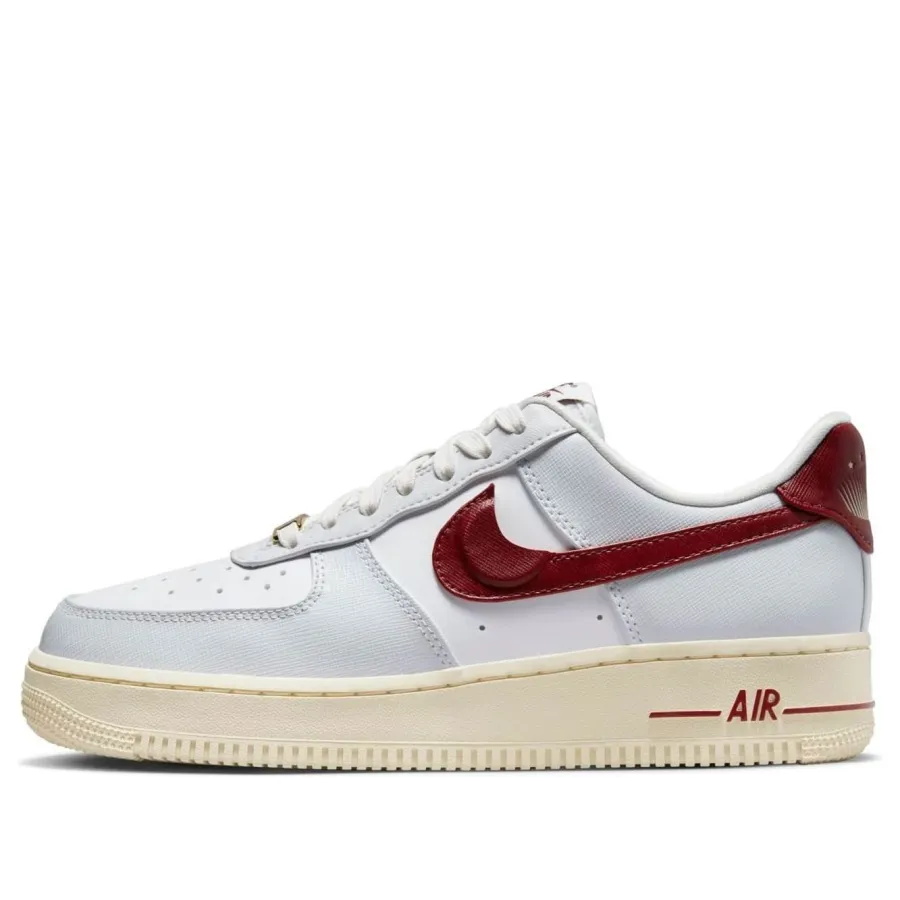 Nike Air Force 1 Low ‘Photon Dust Team Red’
