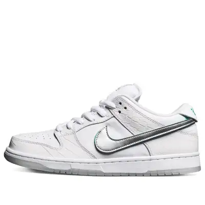 Nike x Diamond Supply Co. SB Dunk Low Pro ‘White Diamond’
