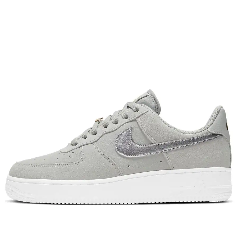Nike Air Force 1 ’07 ‘Light Smoke Grey’