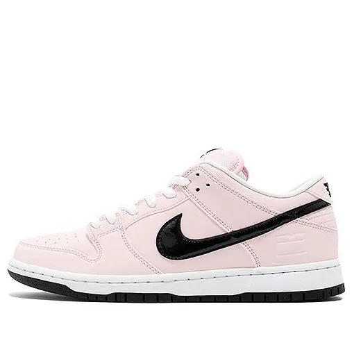 Nike SB Dunk Low ‘Pink Box’