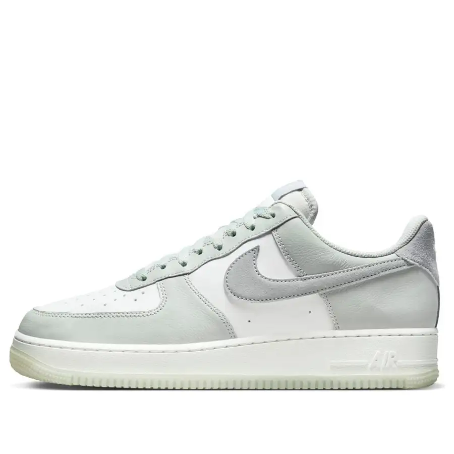 Nike Air Force 1 ’07 LV8 ‘Light Silver Pumice’