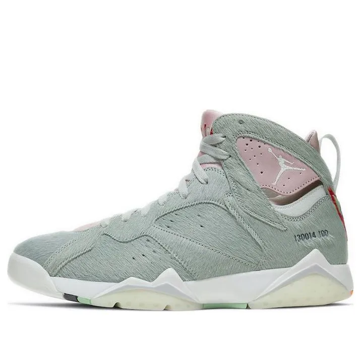 Air Jordan 7 Retro SE ‘Hare 2.0’