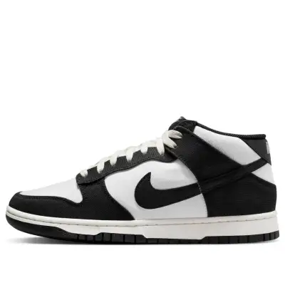 Nike Dunk Mid ‘Panda’