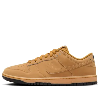 Nike Dunk Low ‘Wheat Gum’