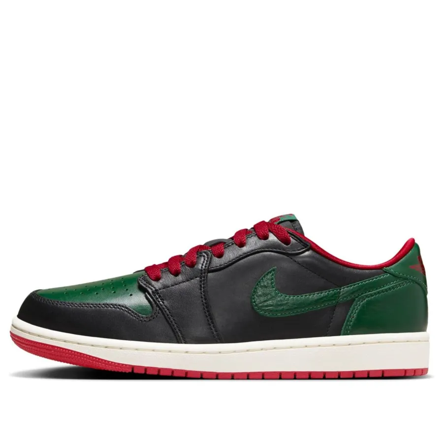Air Jordan 1 Retro Low OG ‘Black Gorge Green’