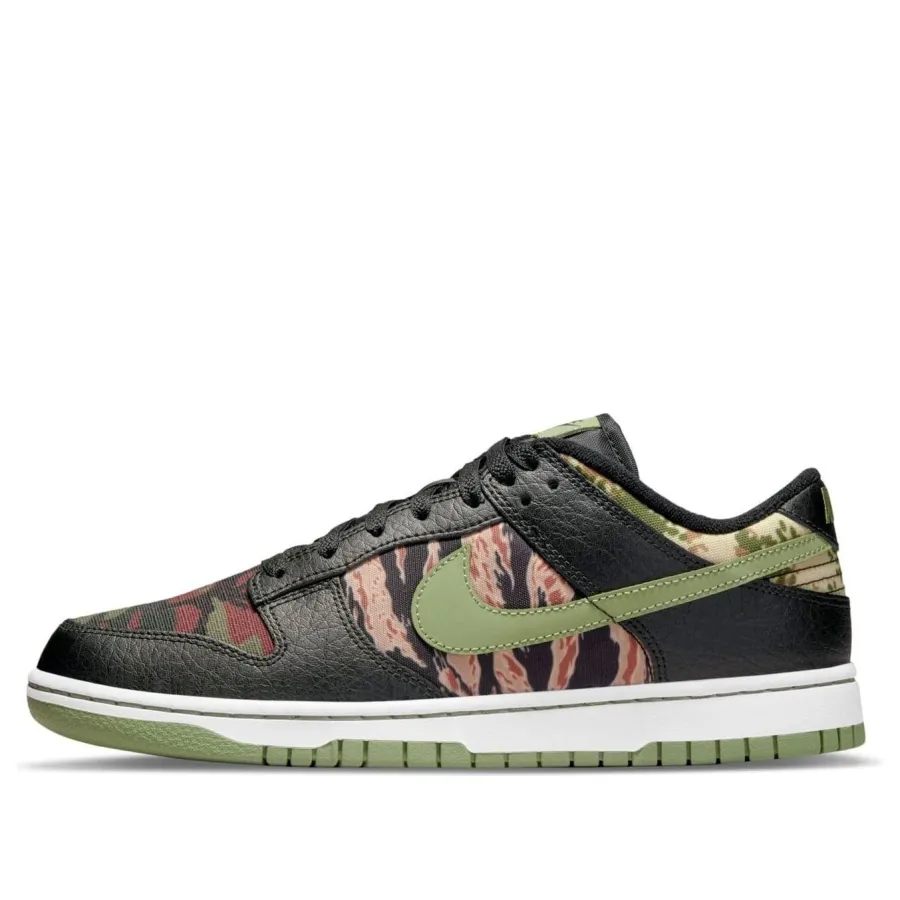 Nike Dunk Low SE ‘Black Multi-Camo’