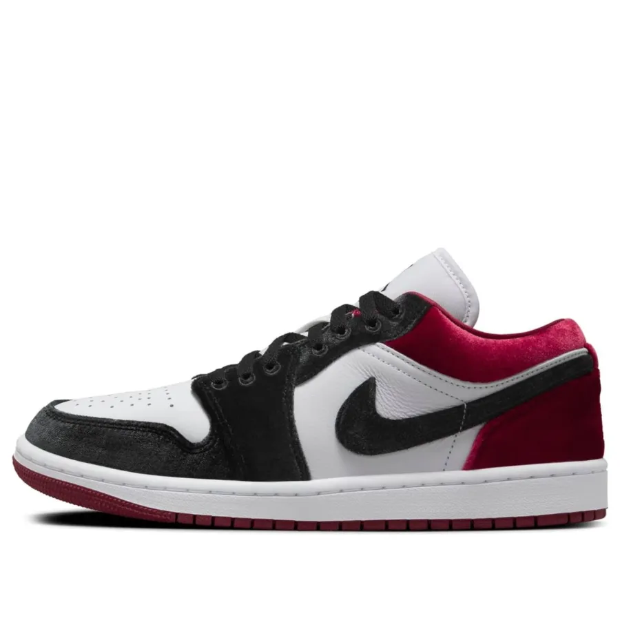 Air Jordan 1 Low SE ‘Velvet Black Toe’