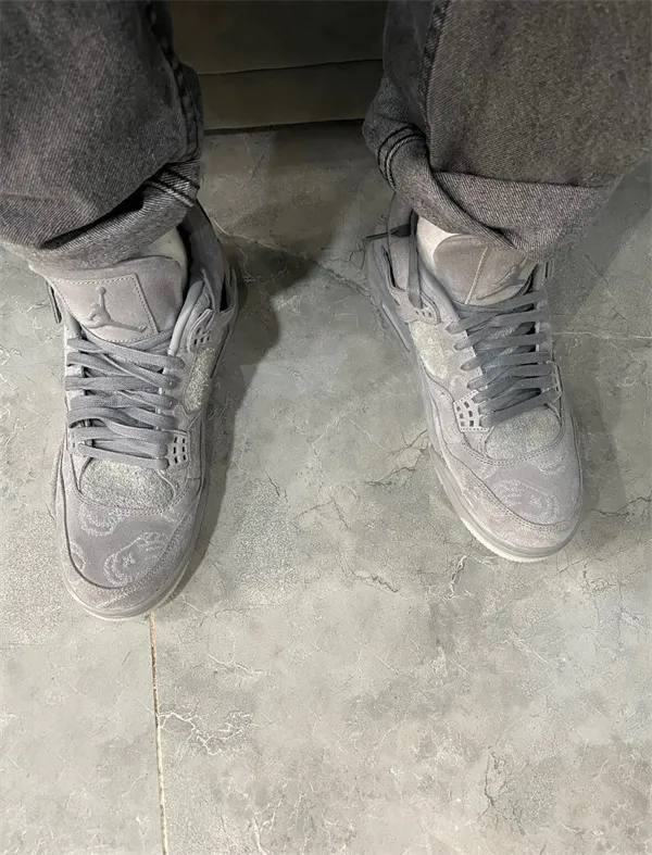 Air Jordan 4 Retro ‘Cool Grey’ photo review