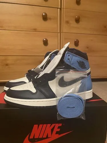 Air Jordan 1 Retro High OG ‘Obsidian’ photo review