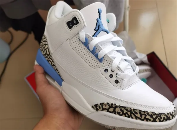 Air Jordan 3 Retro ‘UNC’ photo review