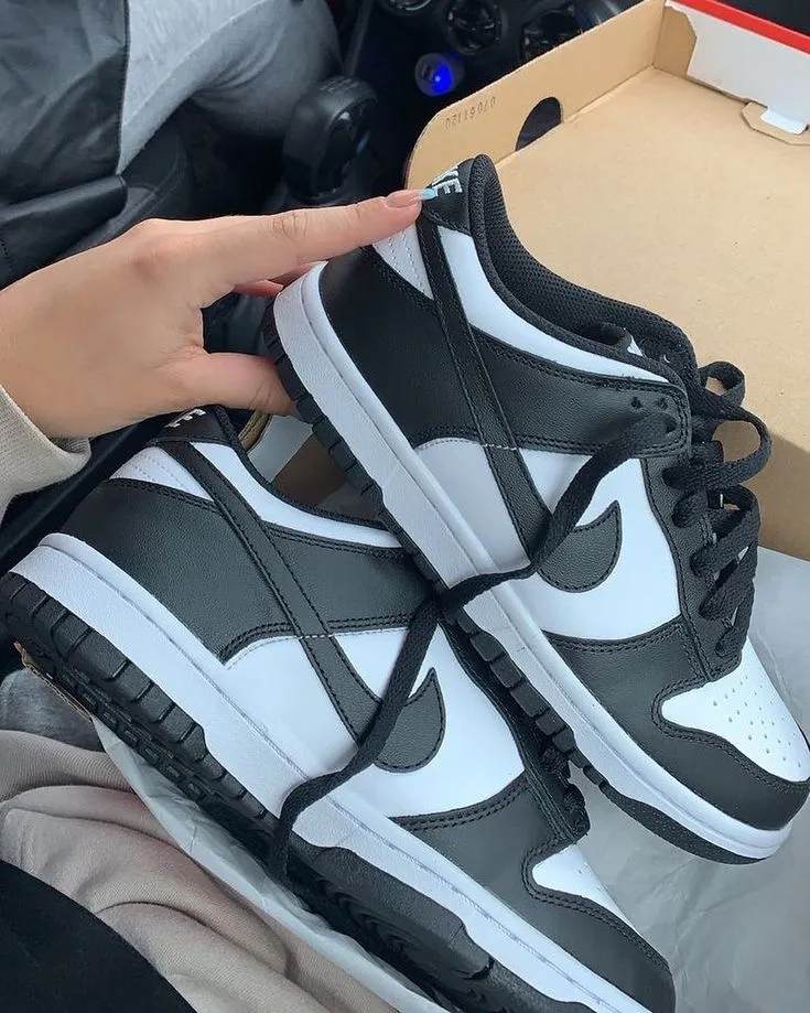 Nike Dunk Low ‘Panda Black White’ photo review