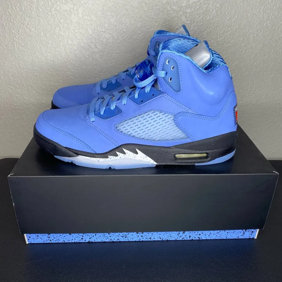 Air Jordan 5 Retro ‘UNC University Blue’ photo review